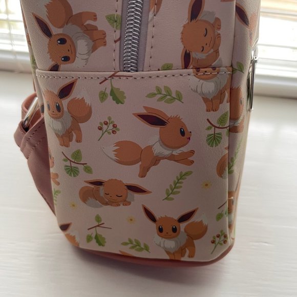 New Loungefly Pokemon Eevee Mini Backpack - Picture 5 of 16